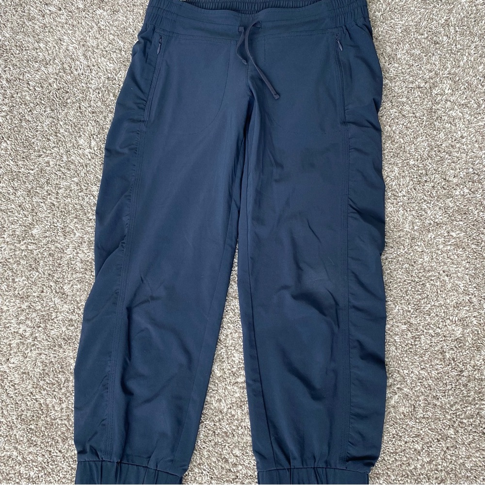 Athleta Viva Capri